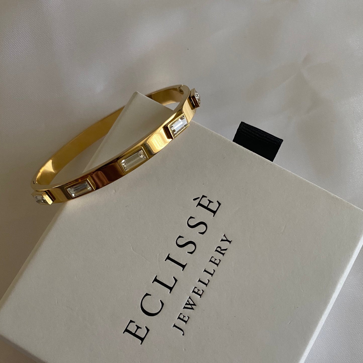 Valentine Gold Bangle