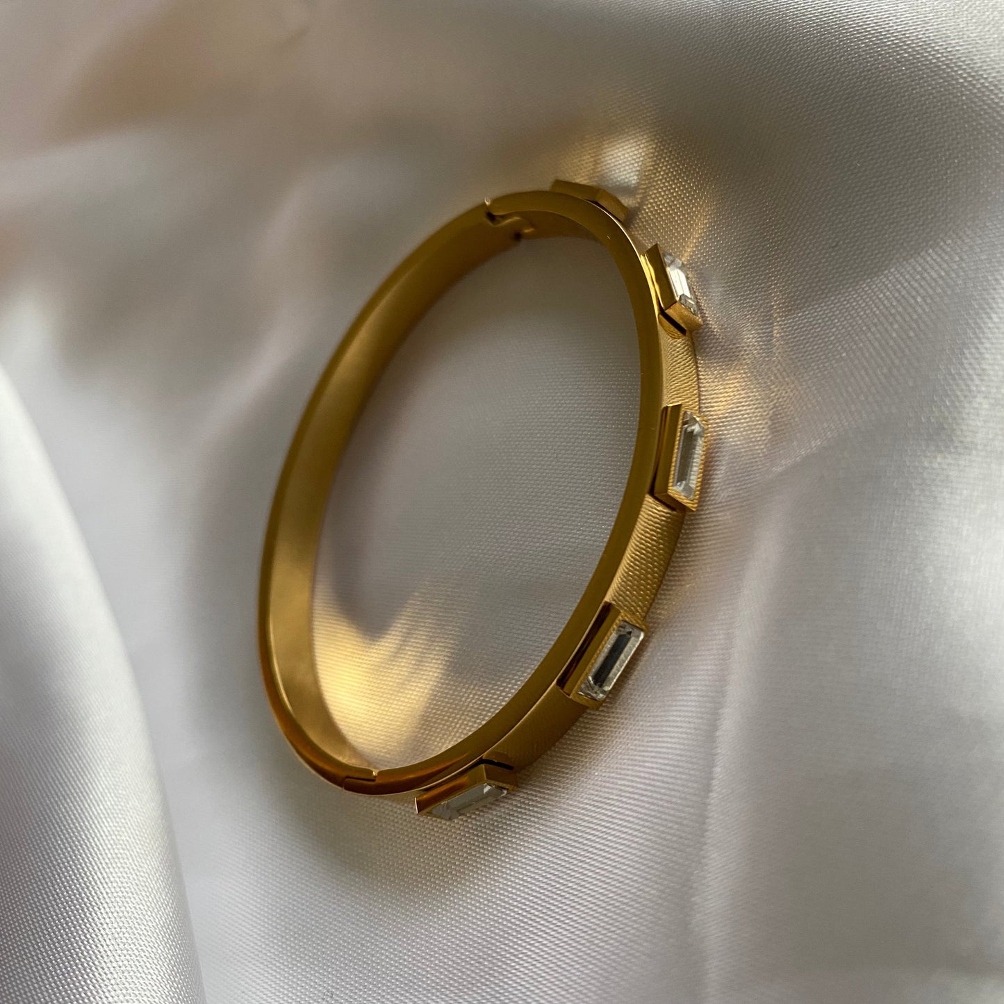 Valentine Gold Bangle