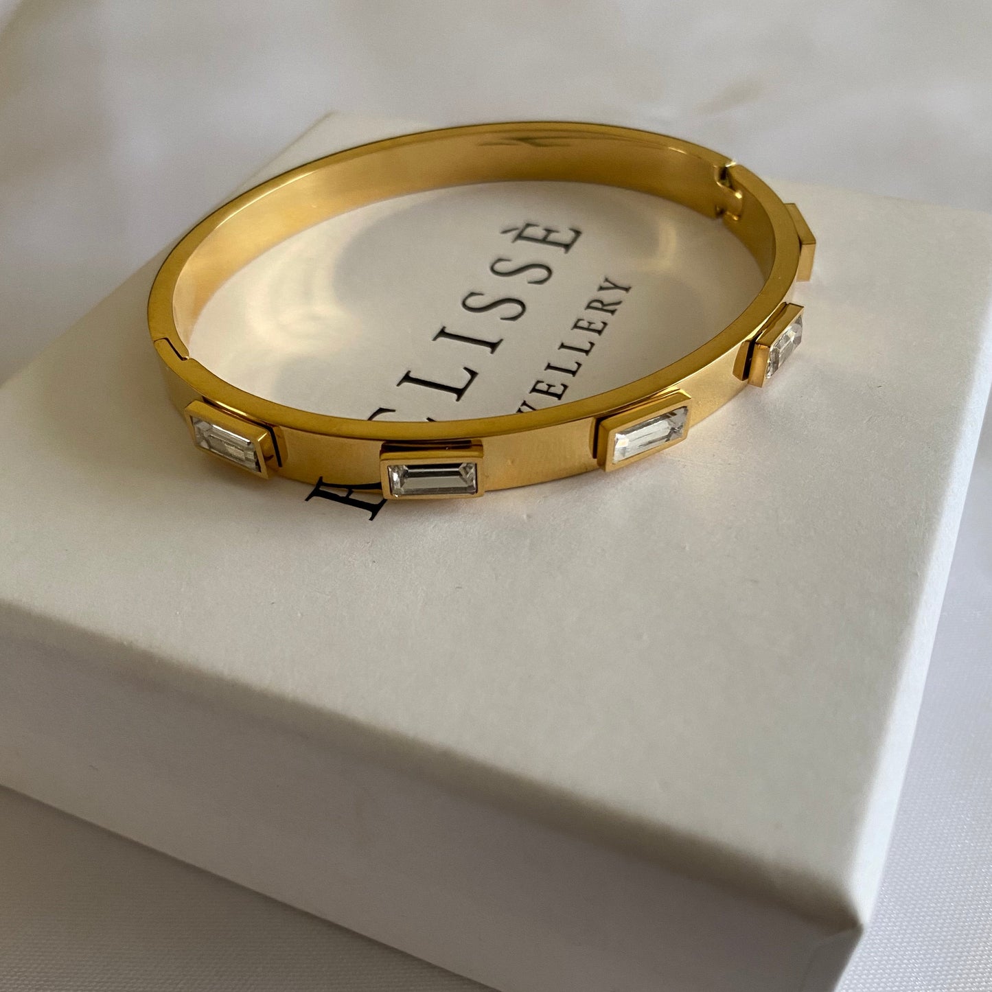 Valentine Gold Bangle