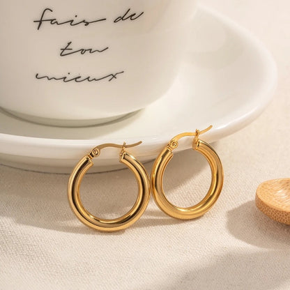 Lola 18K Gold Hoop Earrings