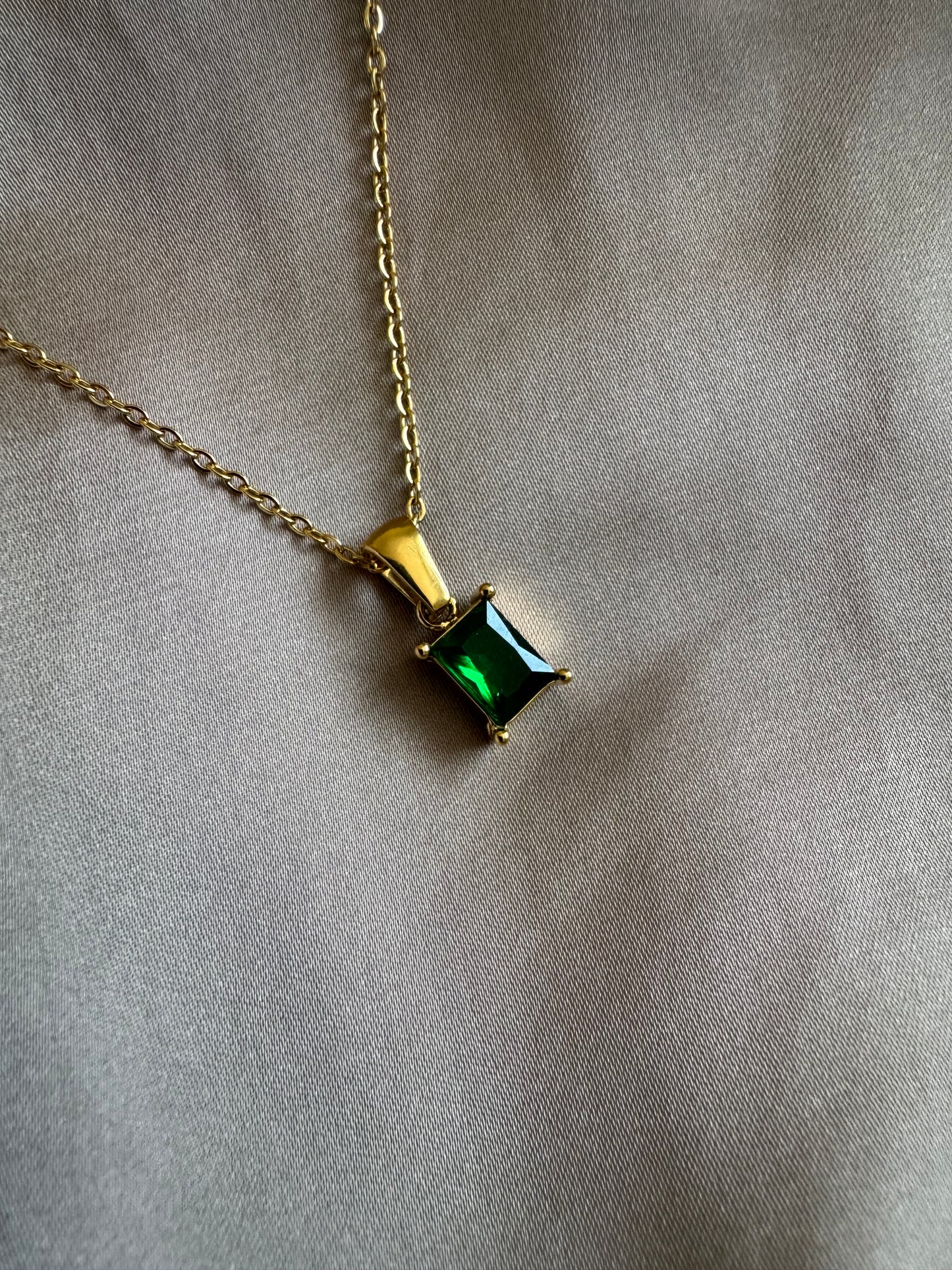 Emerald Milan Pendant Necklace