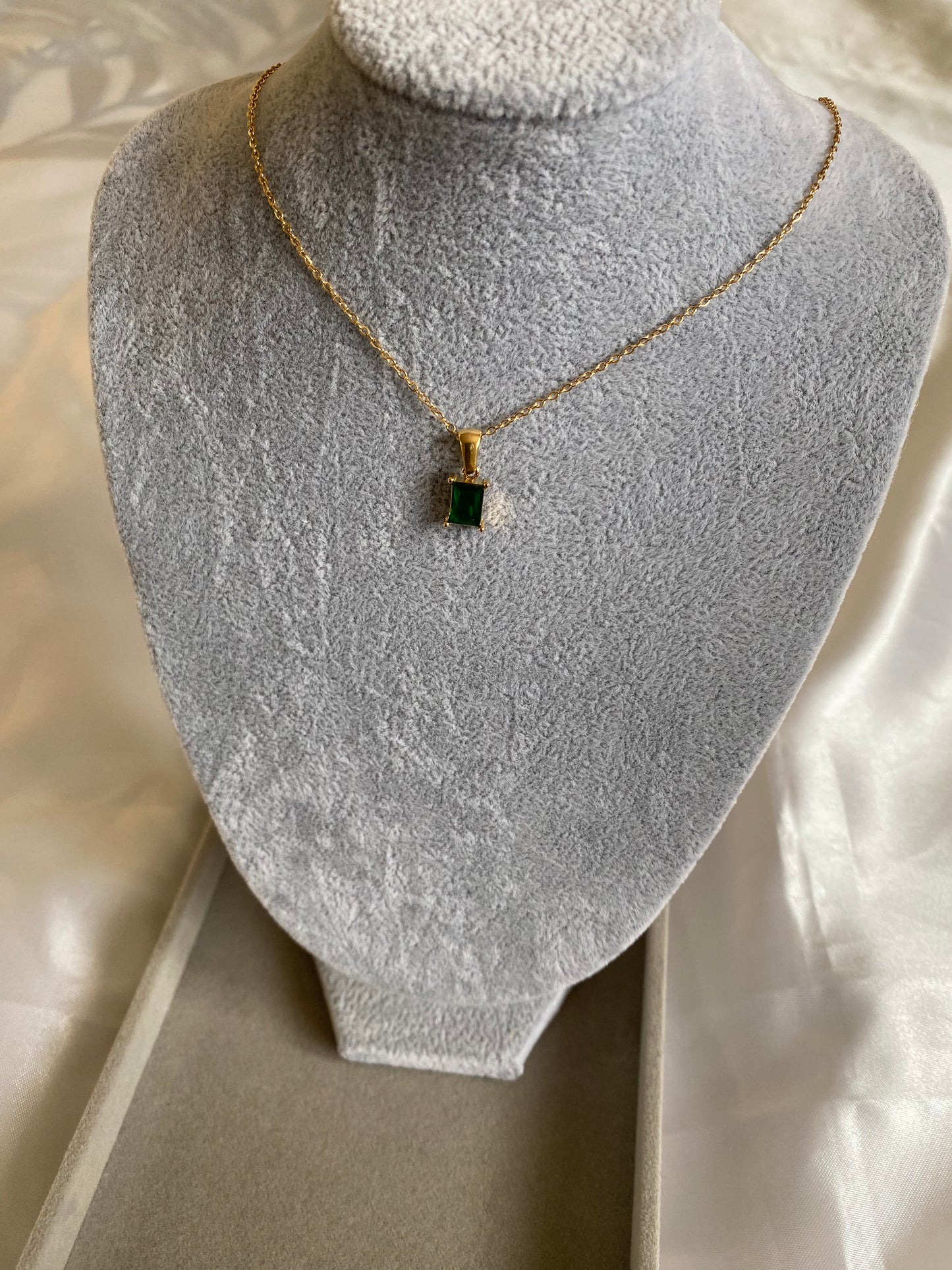 Emerald Milan Pendant Necklace