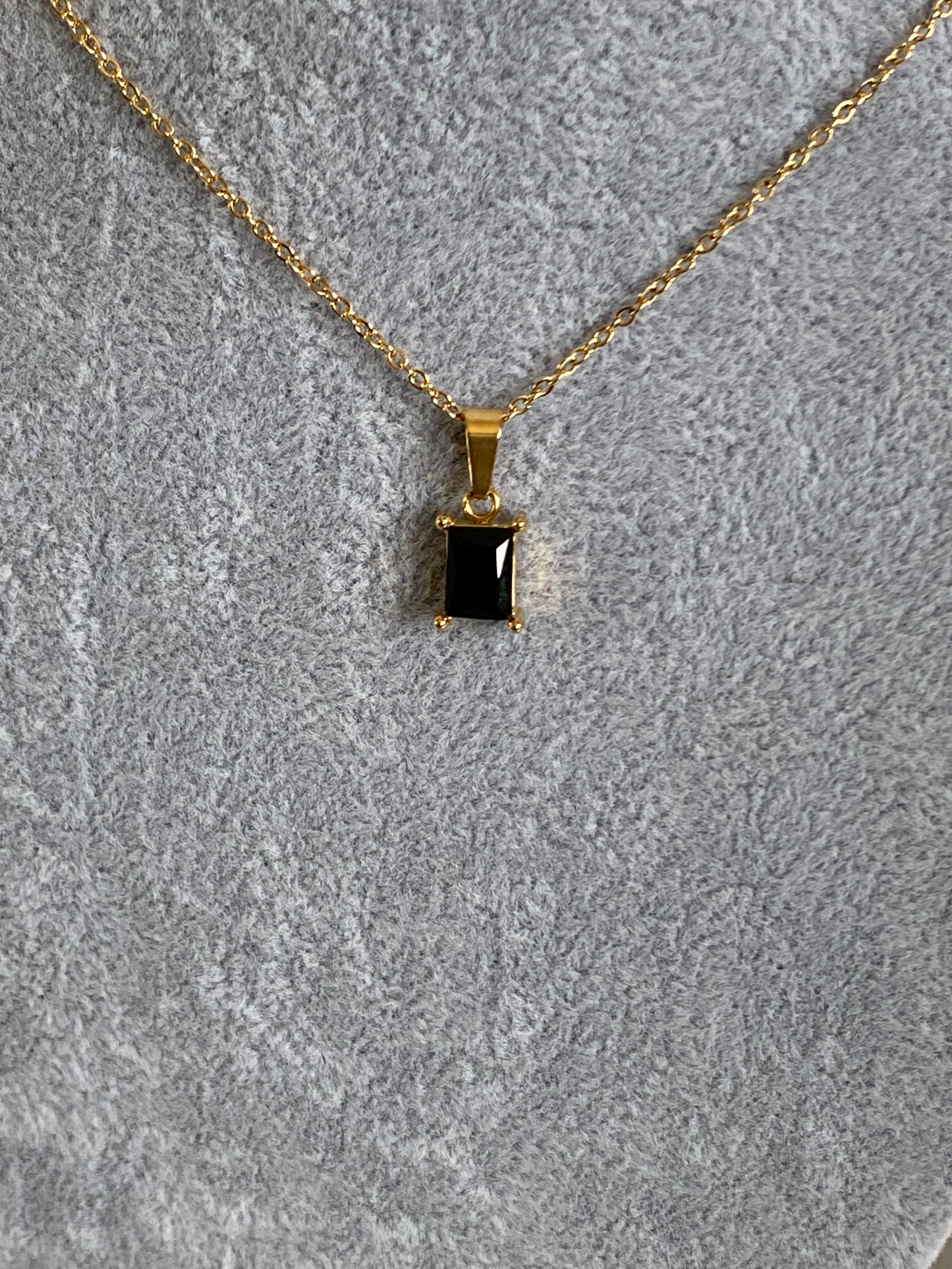 Milan Onyx Black Pendant Necklace