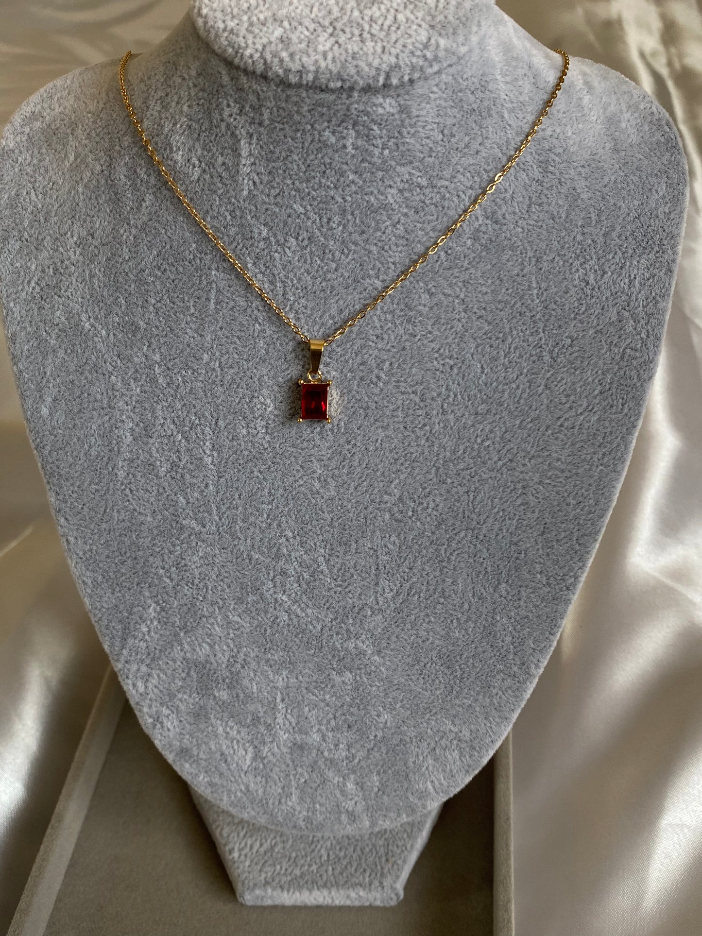 Red Milan Pendant Necklace